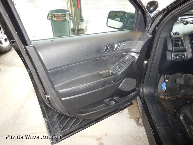 image for item DS1336 2016 Ford Explorer Police Interceptor  SUV