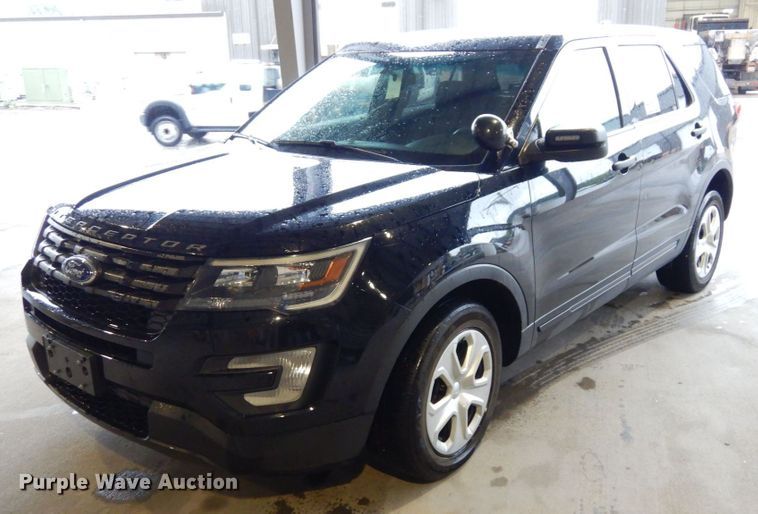 image for item DS1337 2016 Ford Explorer Police Interceptor  SUV