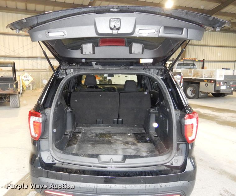 image for item DS1337 2016 Ford Explorer Police Interceptor  SUV