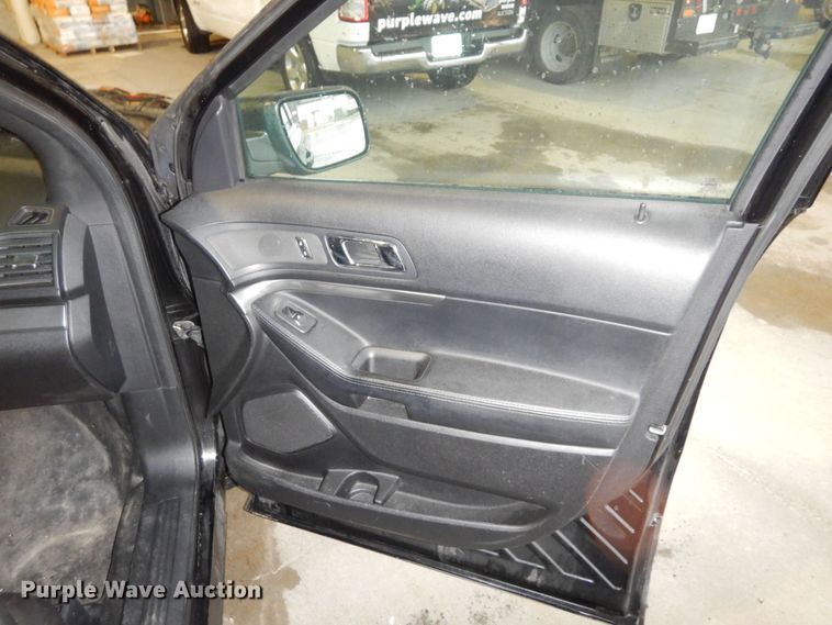 image for item DS1337 2016 Ford Explorer Police Interceptor  SUV