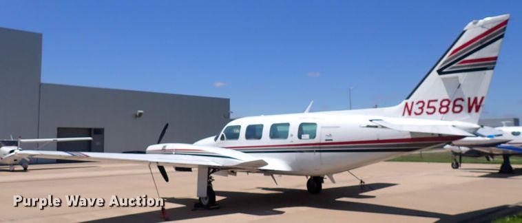 image for item DS7111 Piper Navajo PA 31-325  airplane