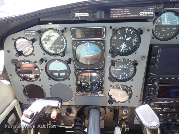 image for item DS7111 Piper Navajo PA 31-325  airplane