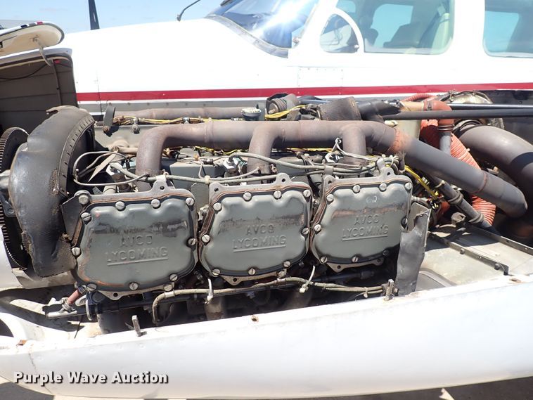 image for item DS7111 Piper Navajo PA 31-325  airplane