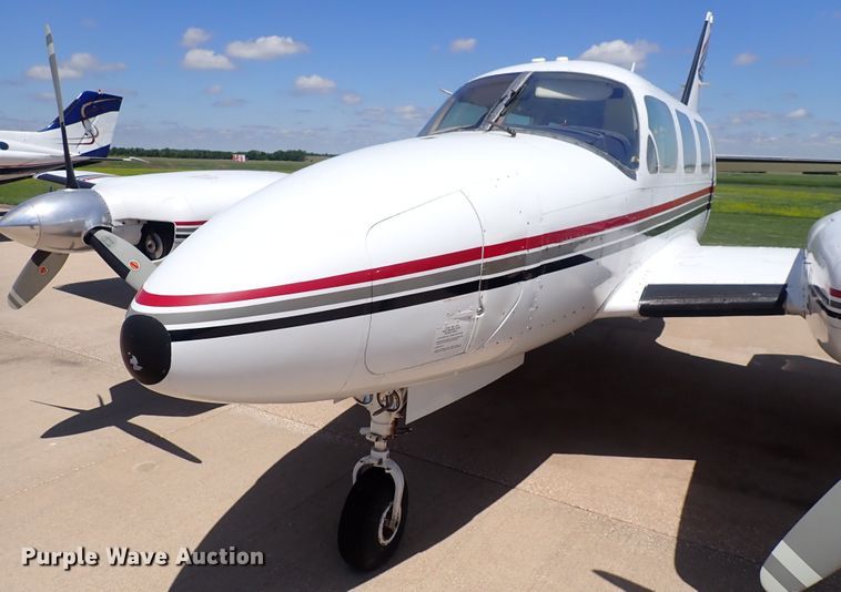 image for item DS7111 Piper Navajo PA 31-325  airplane