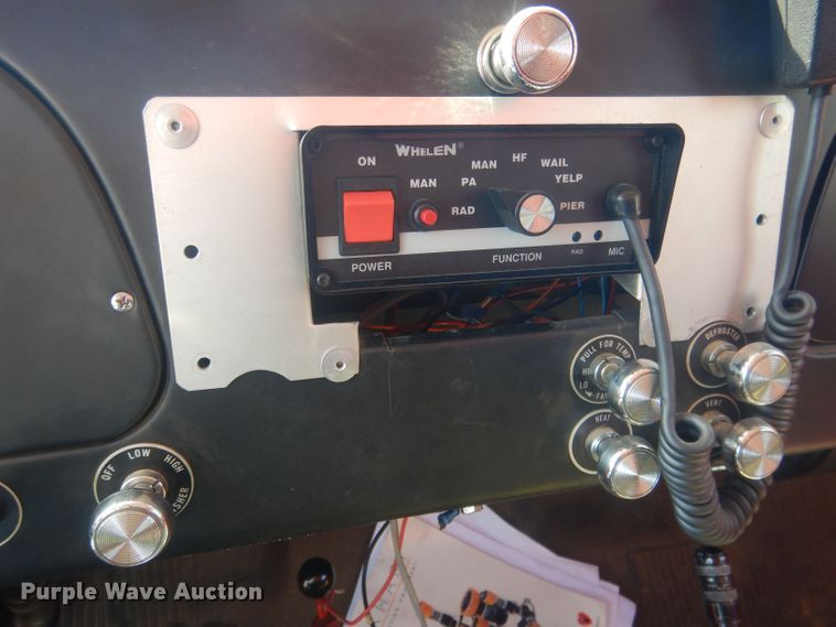 image for item HU9435 1972 International 1700  pumper fire truck