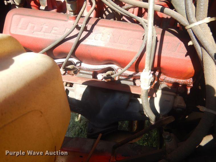 image for item HU9435 1972 International 1700  pumper fire truck