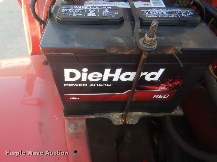 image for item HU9435 1972 International 1700  pumper fire truck