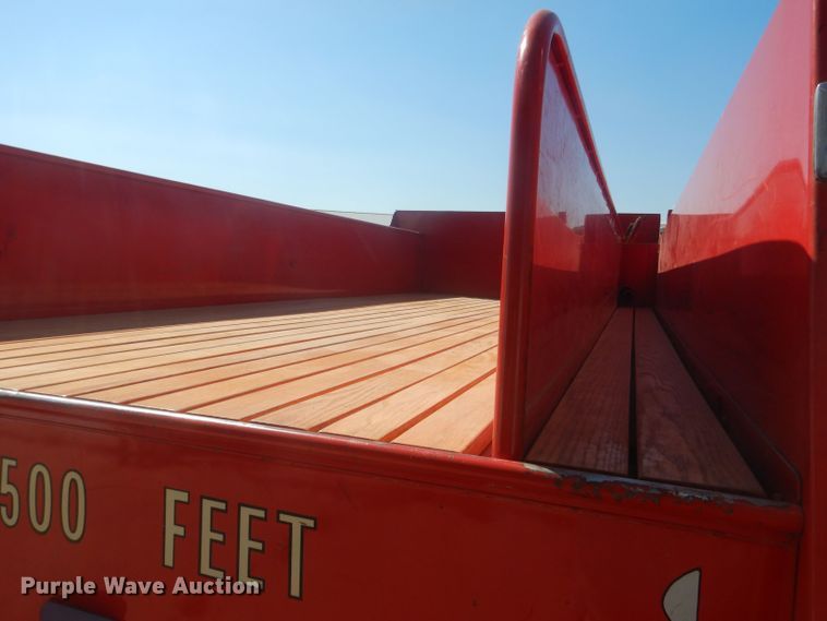 image for item HU9435 1972 International 1700  pumper fire truck