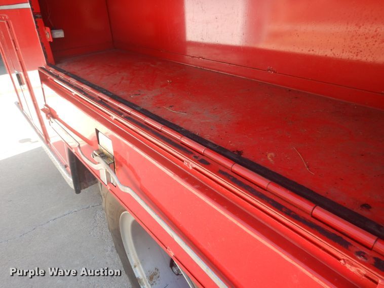 image for item HU9435 1972 International 1700  pumper fire truck