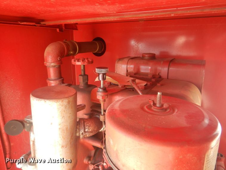 image for item HU9435 1972 International 1700  pumper fire truck