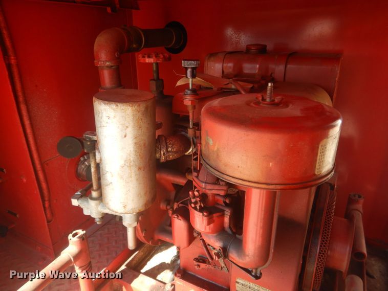 image for item HU9435 1972 International 1700  pumper fire truck