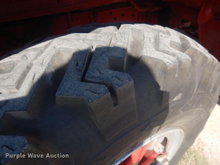 image for item HU9435 1972 International 1700  pumper fire truck