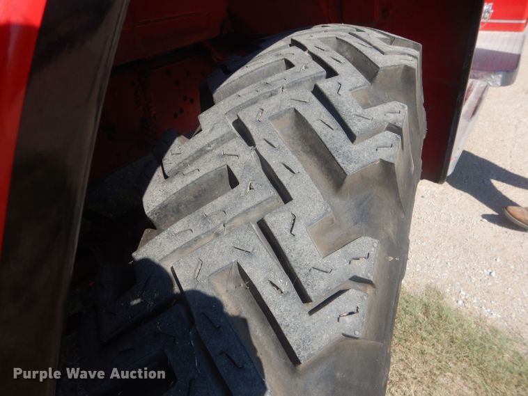 image for item HU9435 1972 International 1700  pumper fire truck