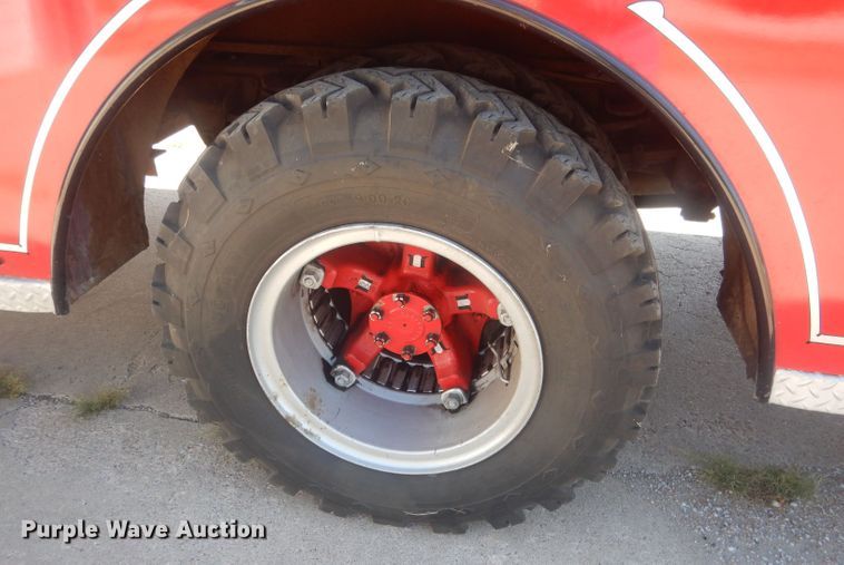 image for item HU9435 1972 International 1700  pumper fire truck