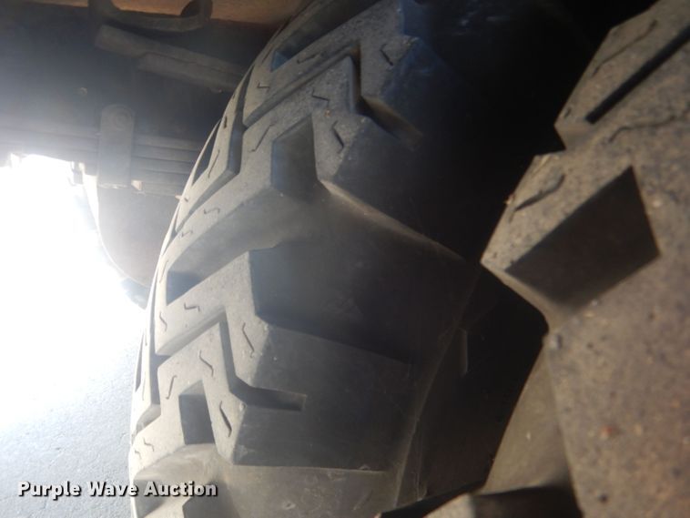 image for item HU9435 1972 International 1700  pumper fire truck