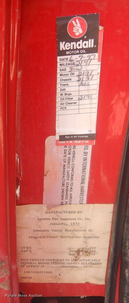 image for item HU9435 1972 International 1700  pumper fire truck