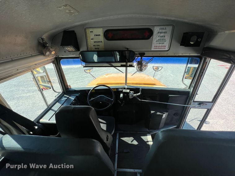 image for item IA9053 1998 International 3800  school bus