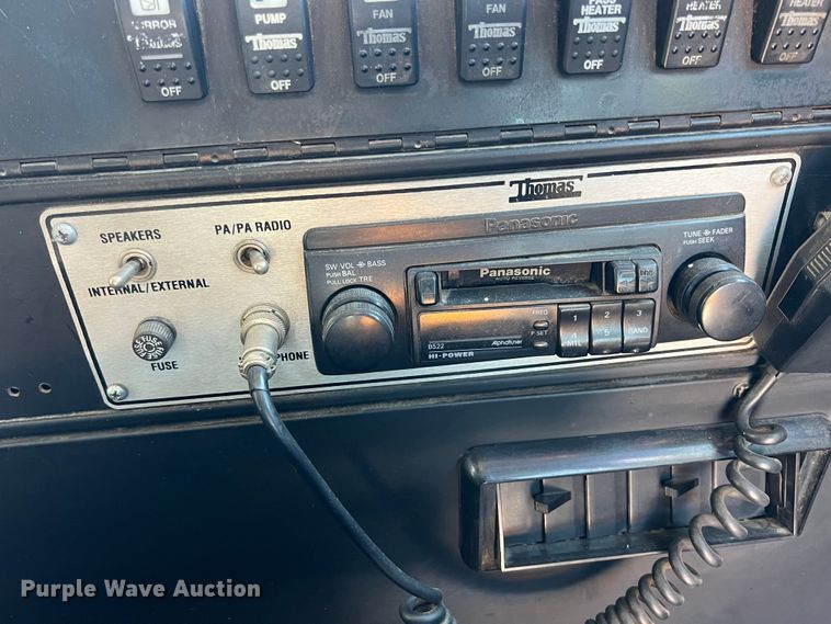 image for item IA9053 1998 International 3800  school bus