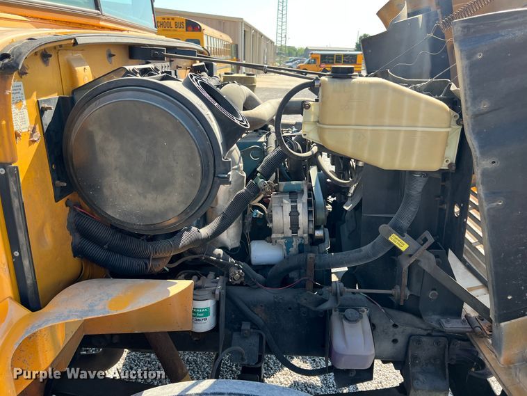 image for item IA9053 1998 International 3800  school bus