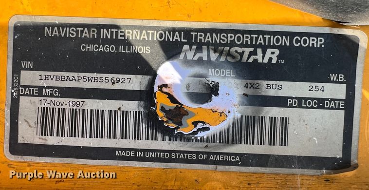 image for item IA9053 1998 International 3800  school bus