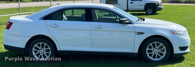 image for item IA9063 2014 Ford Taurus