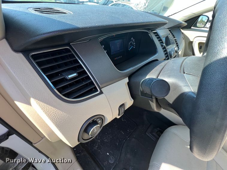 image for item IA9063 2014 Ford Taurus