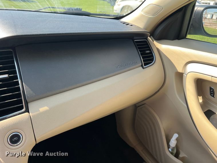 image for item IA9063 2014 Ford Taurus