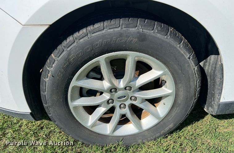 image for item IA9063 2014 Ford Taurus