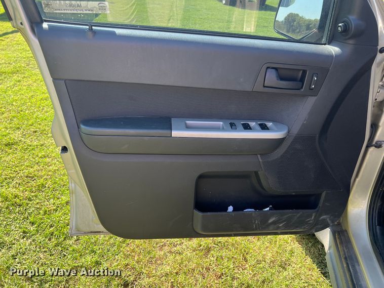 image for item IA9065 2012 Ford Escape  SUV