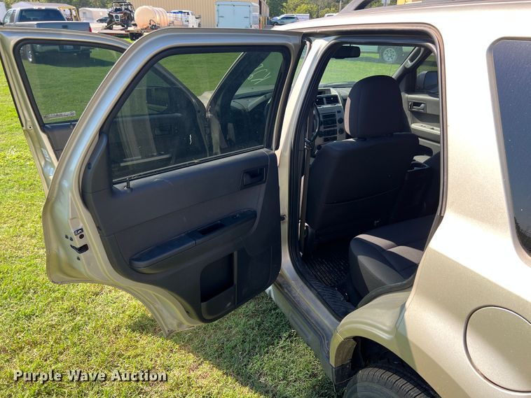 image for item IA9065 2012 Ford Escape  SUV