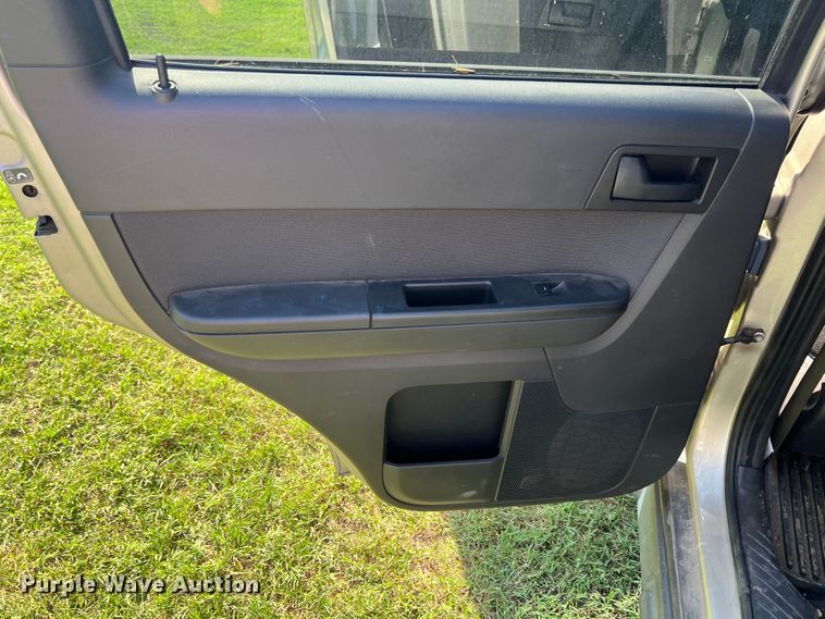 image for item IA9065 2012 Ford Escape  SUV