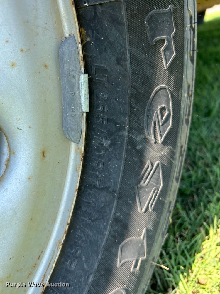 image for item IA9066 2005 Chevrolet Silverado 1500  pickup truck