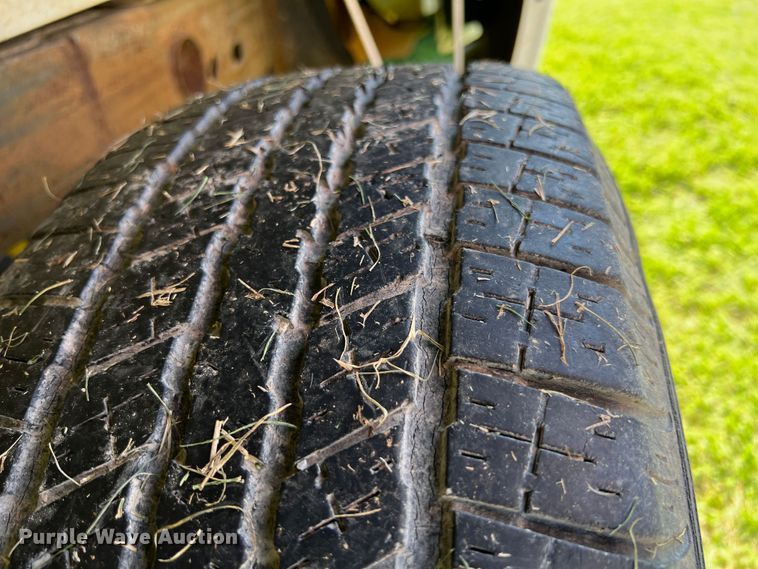 image for item IA9066 2005 Chevrolet Silverado 1500  pickup truck