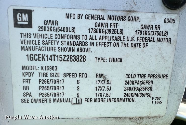 image for item IA9066 2005 Chevrolet Silverado 1500  pickup truck