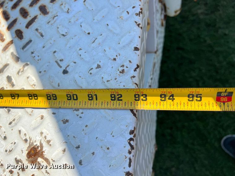 image for item IA9067 2003 Ford F450 Super Duty  bucket truck