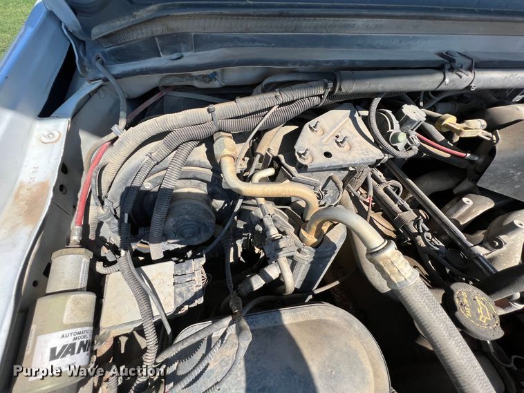 image for item IA9067 2003 Ford F450 Super Duty  bucket truck