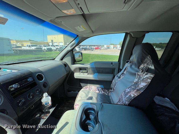 image for item IA9068 2004 Ford F150  SuperCab pickup truck