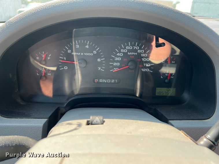 image for item IA9068 2004 Ford F150  SuperCab pickup truck