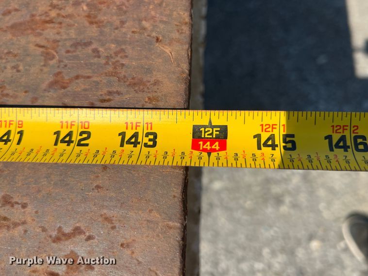 image for item IA9071 1981 International 1854  dump flatbed truck