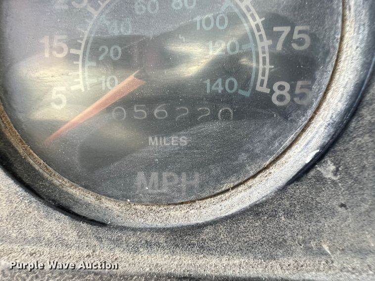 image for item IA9071 1981 International 1854  dump flatbed truck