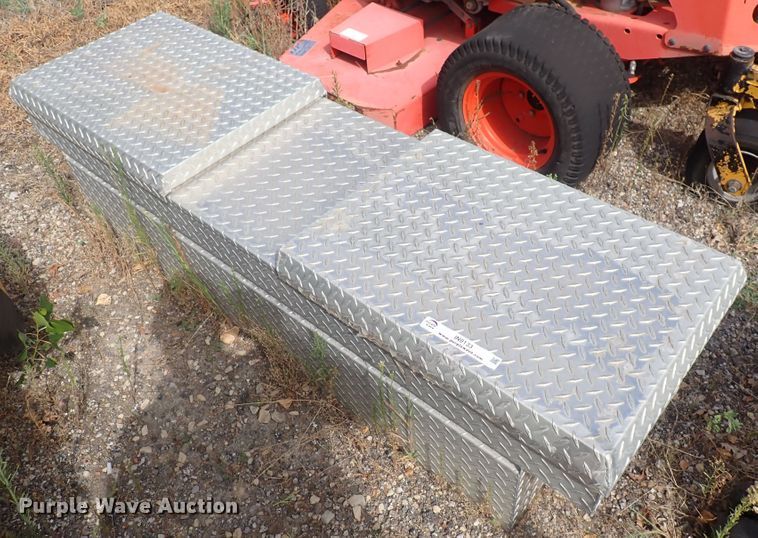 Automotive parts in Derby, KS Item IN9133 sold Purple Wave