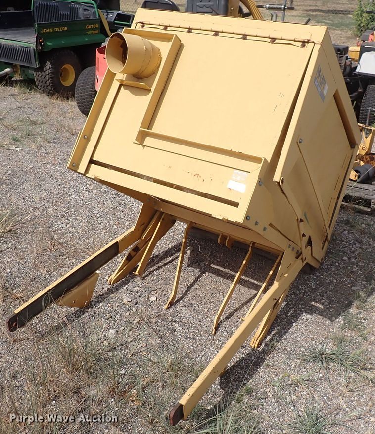 image for item IN9138 Hustler  mower parts