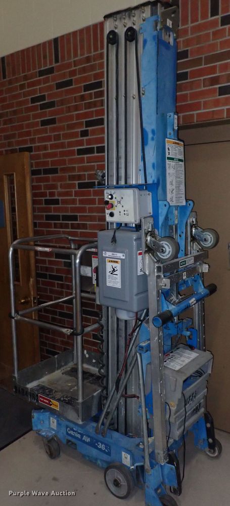 image for item IN9173 Genie AW36S  vertical lift