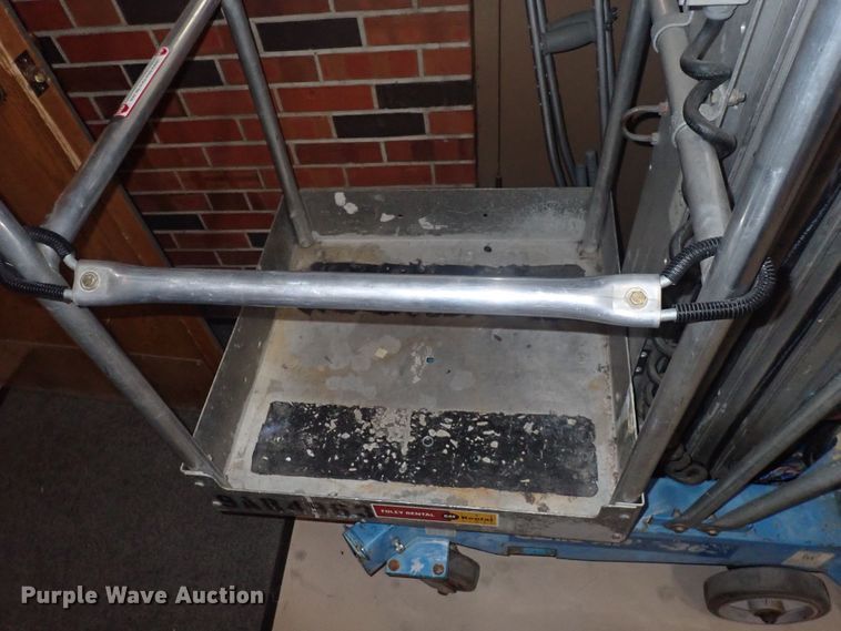 image for item IN9173 Genie AW36S  vertical lift