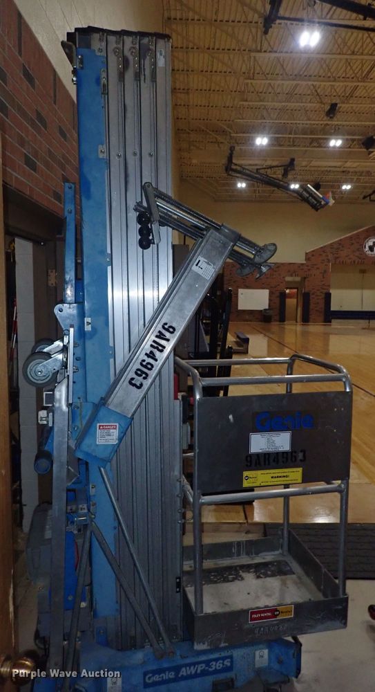 image for item IN9173 Genie AW36S  vertical lift