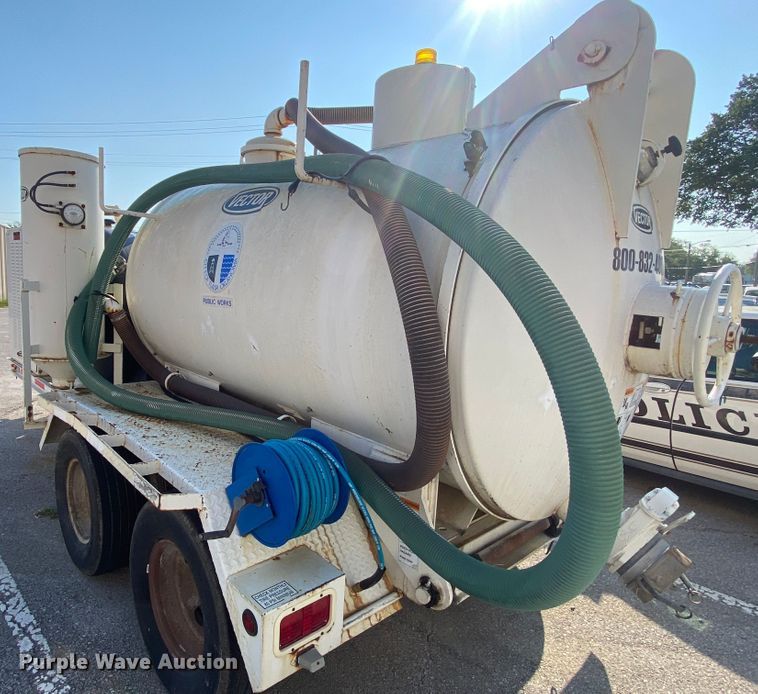 image for item JA9040 2003 Vector 09007  vacuum excavator