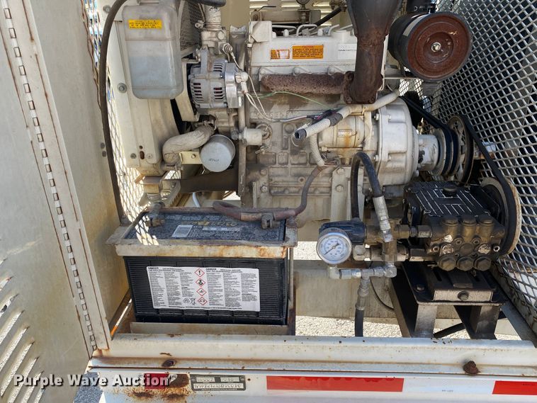 image for item JA9040 2003 Vector 09007  vacuum excavator