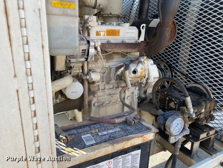 image for item JA9040 2003 Vector 09007  vacuum excavator