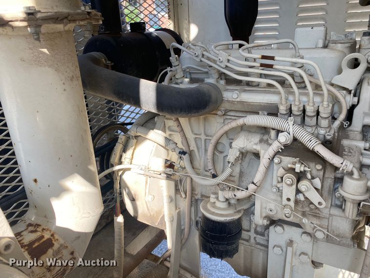 image for item JA9040 2003 Vector 09007  vacuum excavator