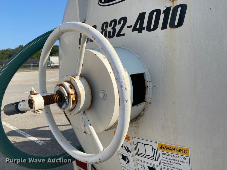 image for item JA9040 2003 Vector 09007  vacuum excavator